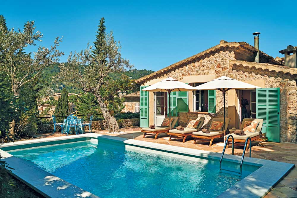 hotel-mallorca-la-residencia-deia-suite-67-pool-decohome.de_