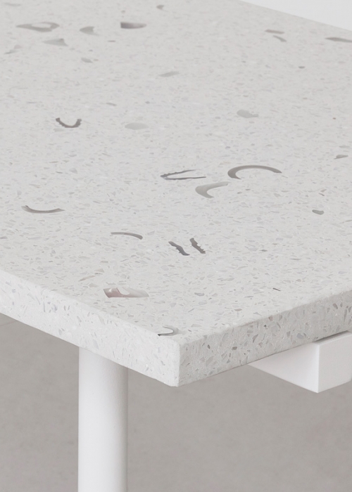 green-product-award-2019_13rugs_makingof_deep-blue2_decohome.de_