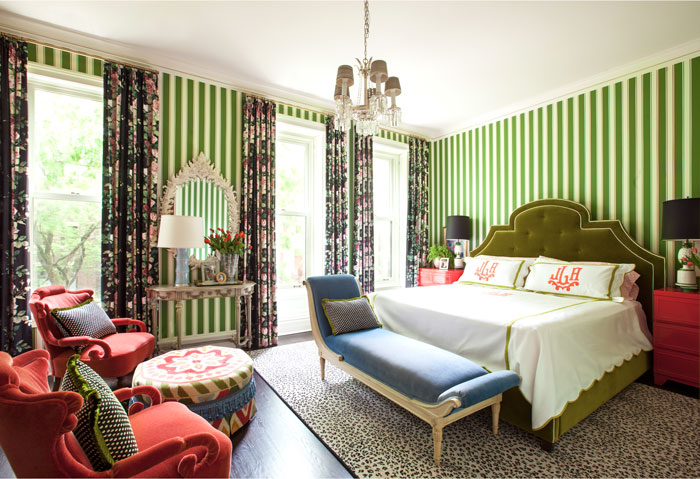 Summer Thornton Lincoln Park stripes wallpaper green fabrics Vintage decohome.de