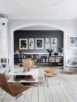 Wandgestaltung-grau-grey-interior-skandinavisch-wohnzimmer-farbenlehre-anna-von-mangoldt-www.decohome.de_