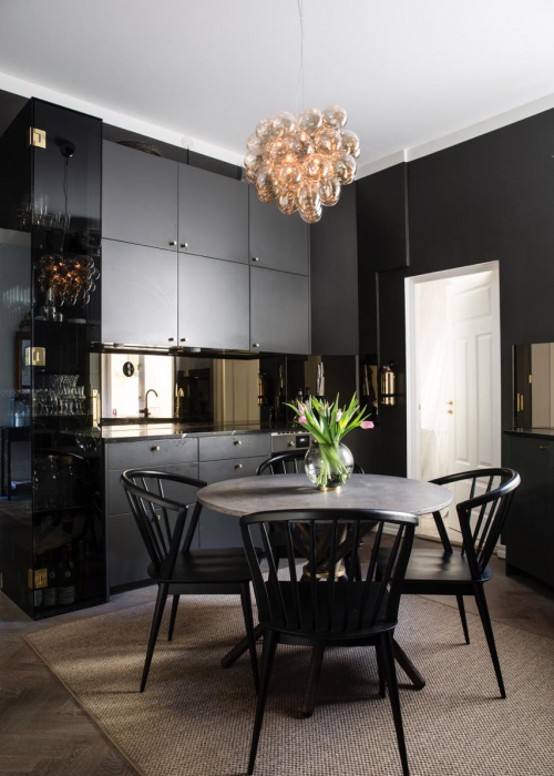 skandinavisch-einrichten-kueche-schwarz-louise_hjort_decohome.de2_