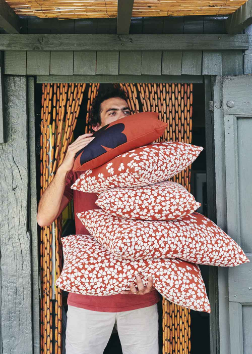 balkonmoebel-fermob-trefle_into_the_wild_album2020_sebastien_erome-decohome.de_