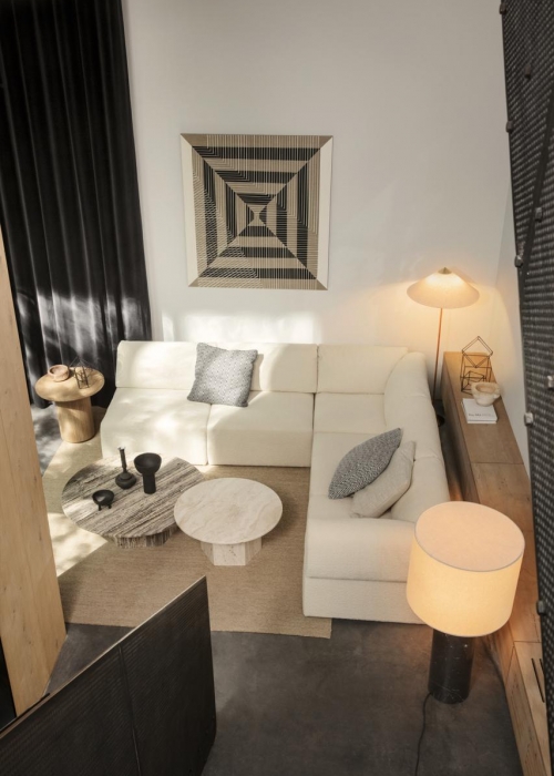 beige-stoffe-decohome.de-gubi-sofa-modern-wohnen-1