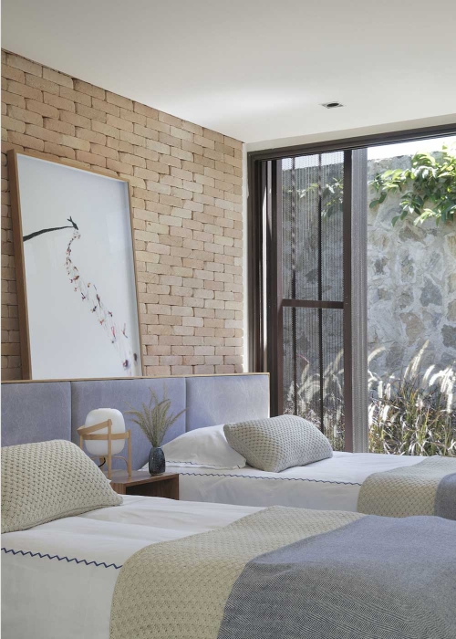 patricia-martinez-fazenda-boa-vista-brasil-bedroom-decohome.de_