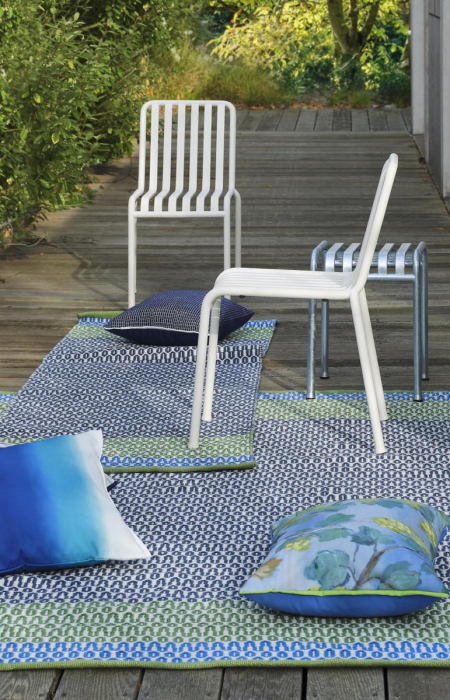 outdoor-teppiche-garten-decohomede-designers-guild