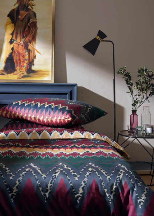 bettwesche-geometrisch-bunt-chevron-petrol-blau-apelt_vincent_decohome.de_