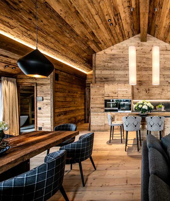 So funktioniert der moderne Chalet Stil in zwei Liechtensteiner Apartments