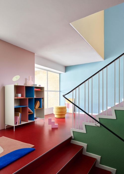 trendfarben2021-decohome.de-colorblocking-flur-montana