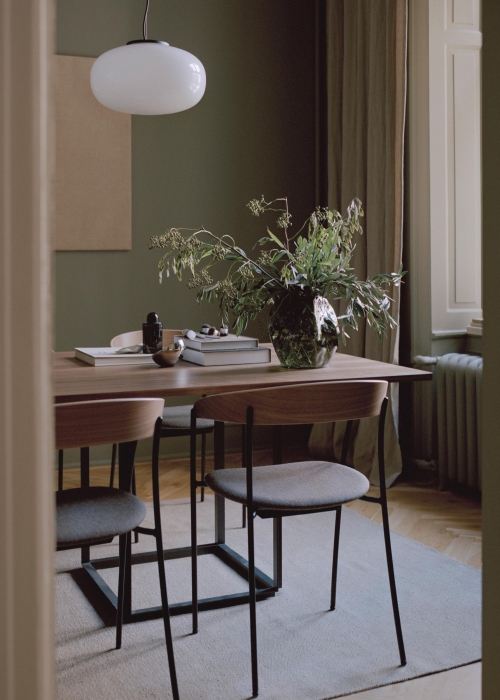 trendfarben2021-decohome.de-gedeckte-farben-gruen-esszimmer-newworks