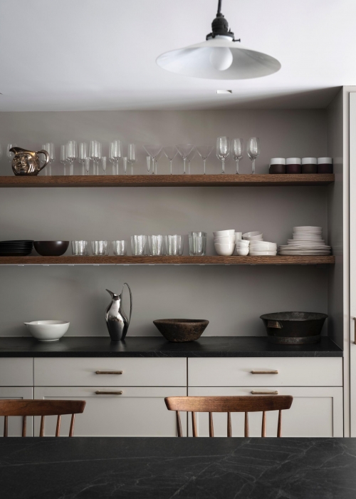 trendfarben2021-decohome.de-grau-wand-kche-farrowandball