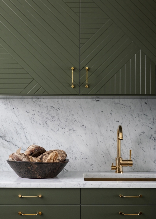 trendfarben2021-decohome.de-gruen-kuechenfront-modern-superfront