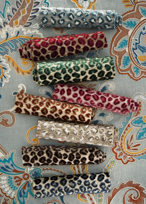 stoff-trends-wohntextilien-einrichtungsstoffe-decohome.de-samt-animalprint-colefax-and-fowler