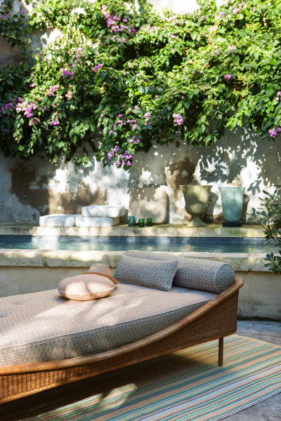 balkonboden-terassenboden-gestalten-decohome.de-ideen-pierrefrey-teppich