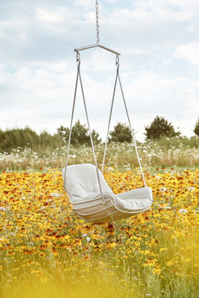 desigklassiker fuer draussen decohome.de schaukel Freifrau LeyaSol Swing Seat