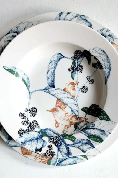 Buntes Geschirr Teller Tischdeko decohome.de FrancescaColombo 20210923 3352