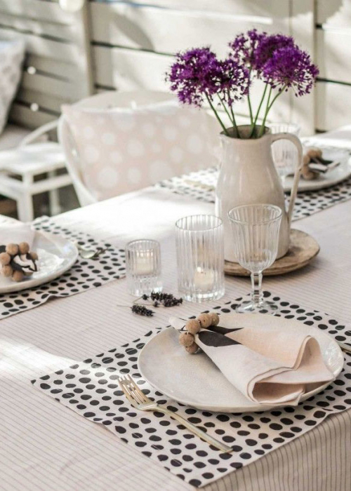 sommerliche tischdeko tischset schwarz weiss textilwerk decohome.de