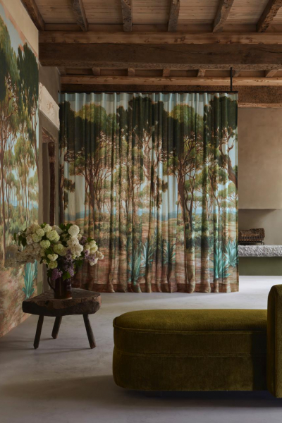 Textile Wandgestaltung Vorhang statt Wandfarbe decohome.de Pierre Frey