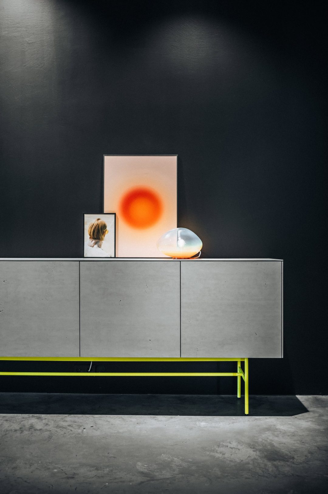 Statement Sideboard Design-Tricks: Wie man mit farbigen Möbeln ein persönliches Statement ...