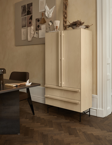 schrank office holztueren Superfront Storage furniture decohome.de