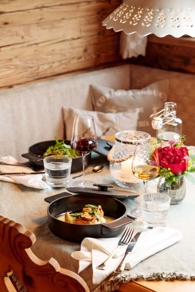 LaPosch Dein Bergaway Essen im Chalet Klaus Lorke decohome