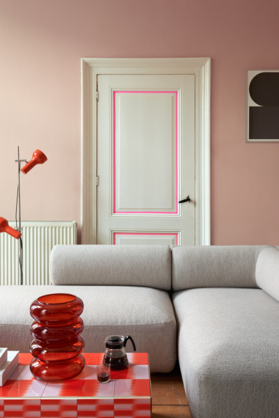 rosa wand rot einrichtne FEST Bubble vase amber Bolster sofa in Alpine naturel decohome.de