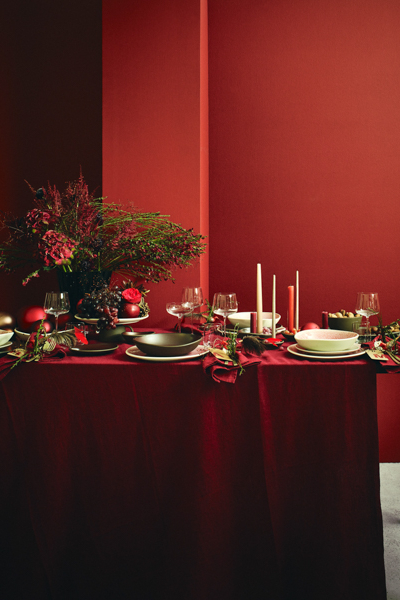 rote tischdekoration mit blumen rosenthal Weihnachten mit Junto decohome.de