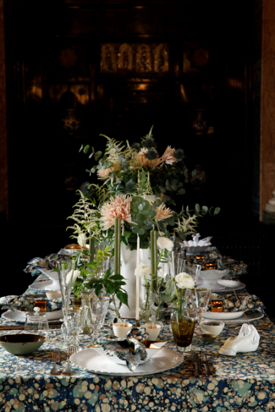 weihachtsdeko mit blumen tisch Summerill and Bishop decohome.de