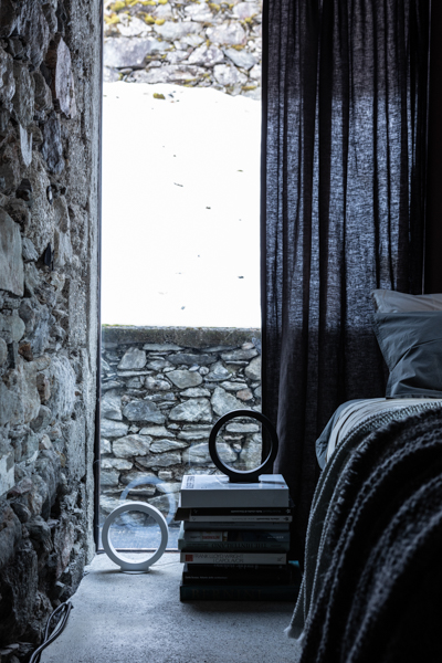 schlafzimmer leuchten vorhang decohome.de arch. ALFREDO VANOTTI ph monica spezia livinginside 29