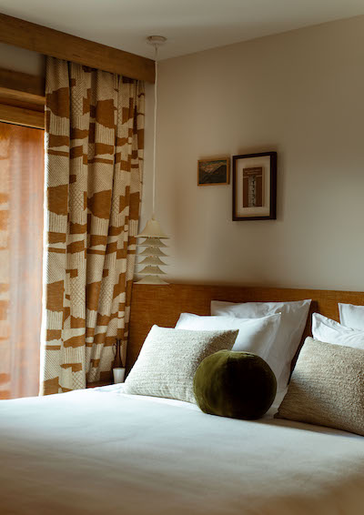 chalet josephine fossey chalet 1550 schlafzimmer vorhang bild alice mesguich decohome.de