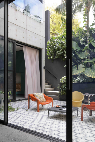 Greg Natale Kyle Bay 38