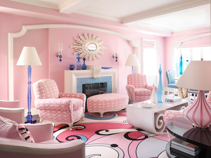 Barbie Haus wohnzimmer rosa hellblau barbiecore anthony baratta decohome.de