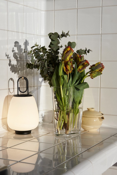 Mobiles Licht in der Kueche AndTradition Lucca decohome.de