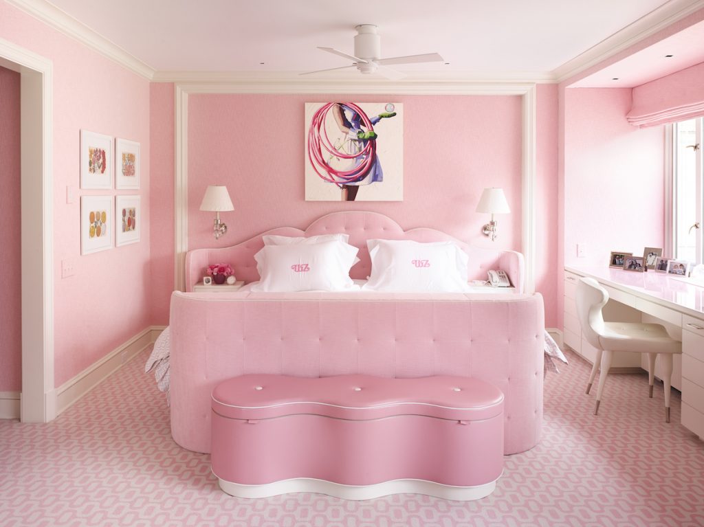 Alles auf Rosarot: Dieses New Yorker Apartment feiert den Barbiecore Trend