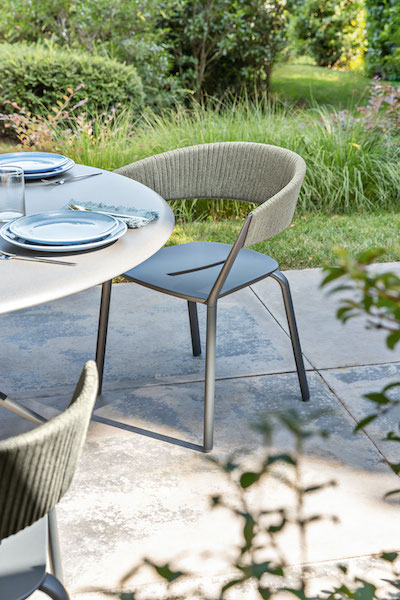 nachhaltige gartenmoebel fast ria moai table decohome.de