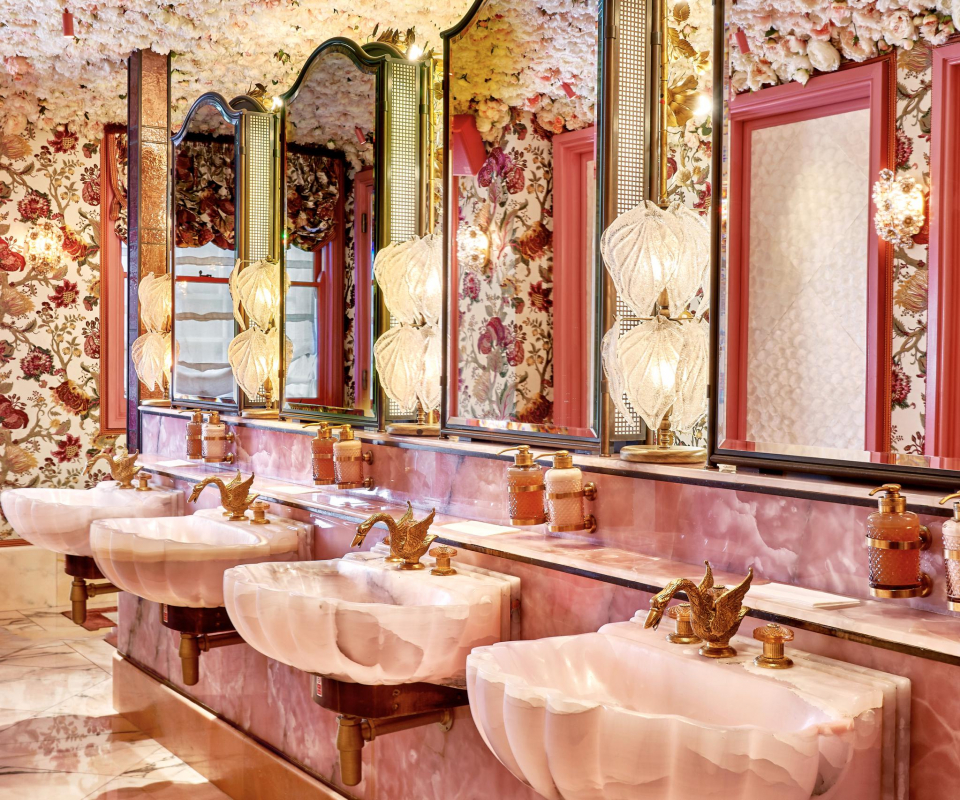 Annabel's The Powder Room Badezimmer Rosa decohome.de