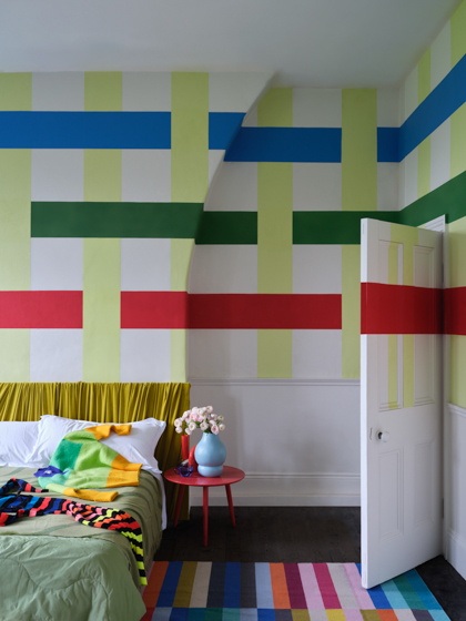moderne wandgestaltung wandfarbe streifen Farrow and Ball 20230329 4045 Christopher John Rogers Farrow and Ball Carte Blance decohome.de