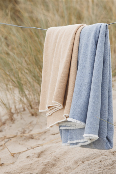 Curt Bauer Wohnplaid Lammwolle decohome.de