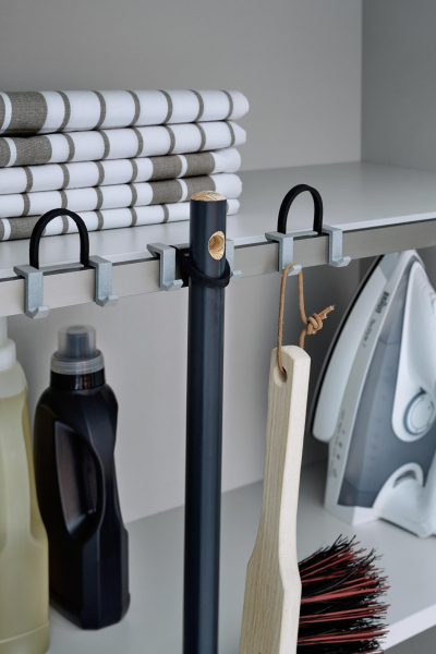 LEICHT Hauswirtschaftsschrank Detail decohome.de