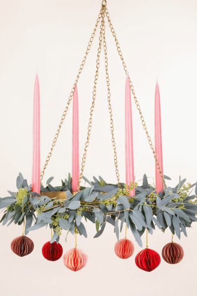 adventskranz haengend modern rosa kerzen eukalyptus blume2000 decohome.de