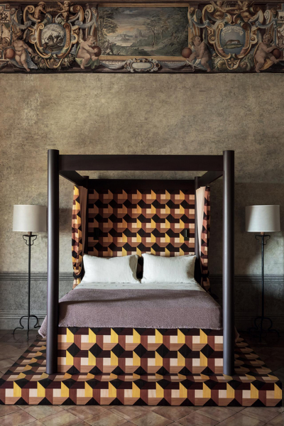 INDIA MAHDAVI RENOVATION AT VILLA MEDICI © François Halard decohome.de