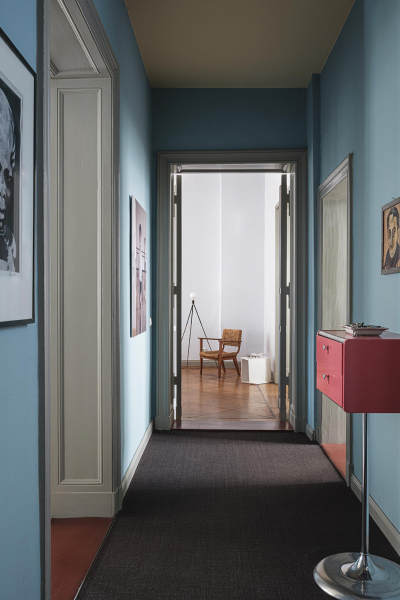 GisbertPoeppler NeueJakobstr Flur Wandfarbe decohome.de