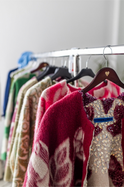 Tallin Citytrip Marit Illison Kleiderstange Jacken decohome.de