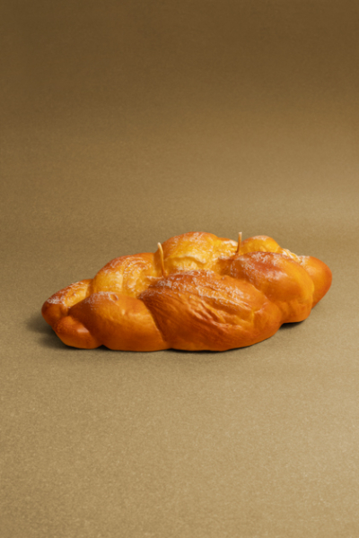 Octaevo Braided Bread Candle 01 decohome.de