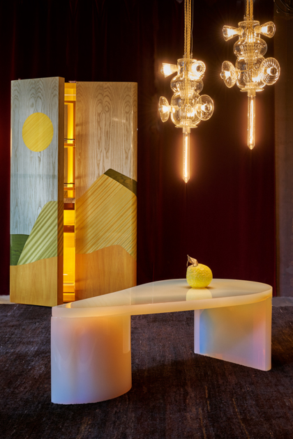 Moebel Design decohome.de 07 GC NILUFAR MDW24 BETHAN LAURA WOOD CLAUDE MISSIR CHIN CHIN Totem 8 Ph. Filippo Pincolini4430