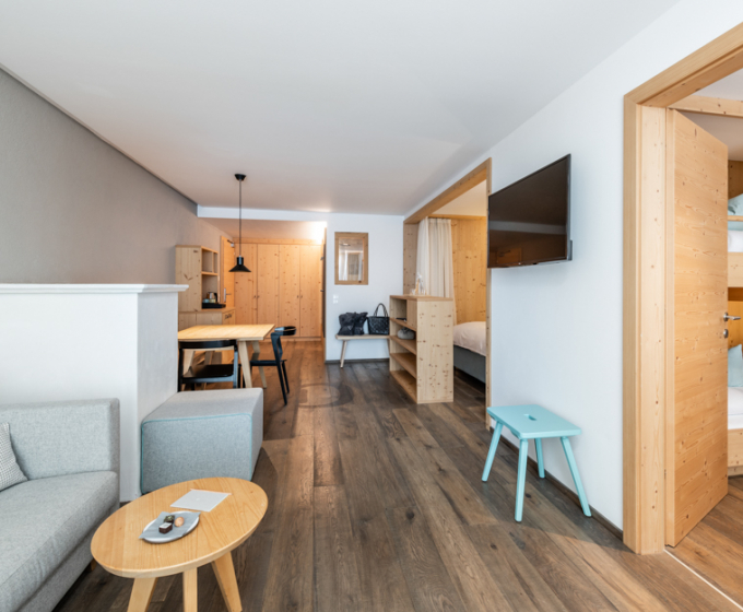 Suedtirol Feuerstein Zimmer Alpenjade ph Hannes Niederkofler decohome.de