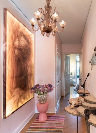 Flur Idee mit Kronleuchteer 2006 Hamburg Seinsche Interior 23 decohome.de