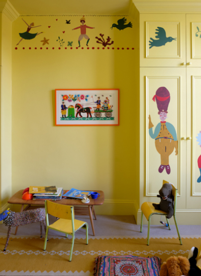 Kinderzimmer Idee gelbe Wand Farrow and Ball decohome.de