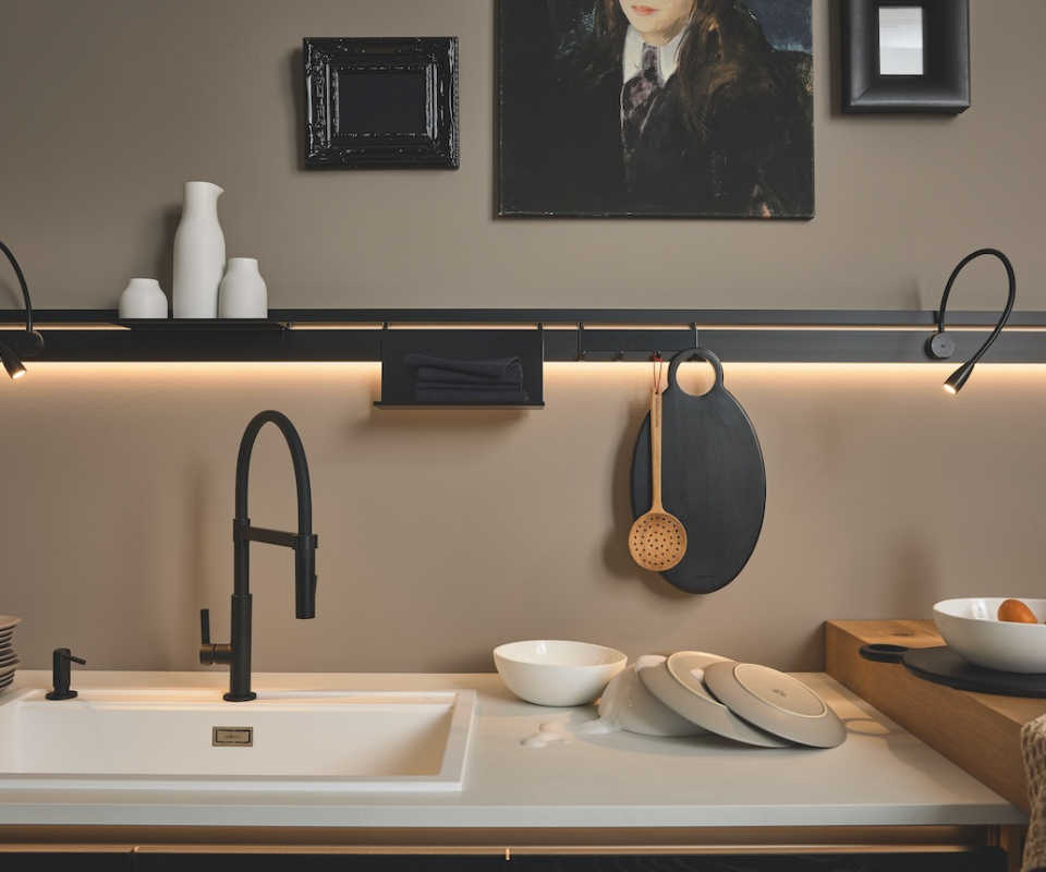 Lugano Lack Schwarz softmatt