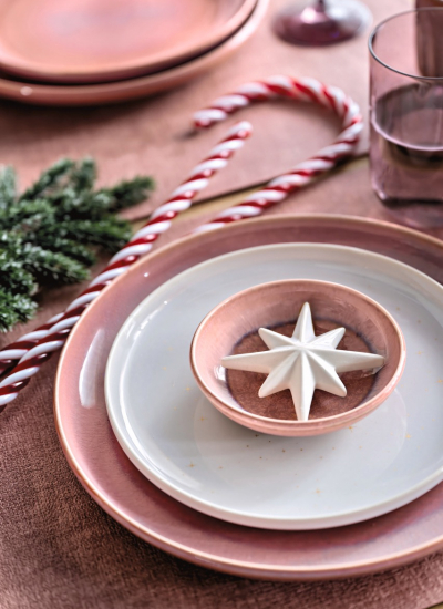 Tischdeko Weihnachten einfache Ideen VB 195173 Perlemor Coral multi exp 03 p 042024 org.1169420.[High resolution (300 dpi)] decohome.de