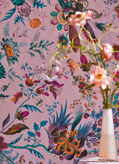 Blumen TapeteSDG Harlequin Sophie Robinson Studio 2023 12 decohome.de